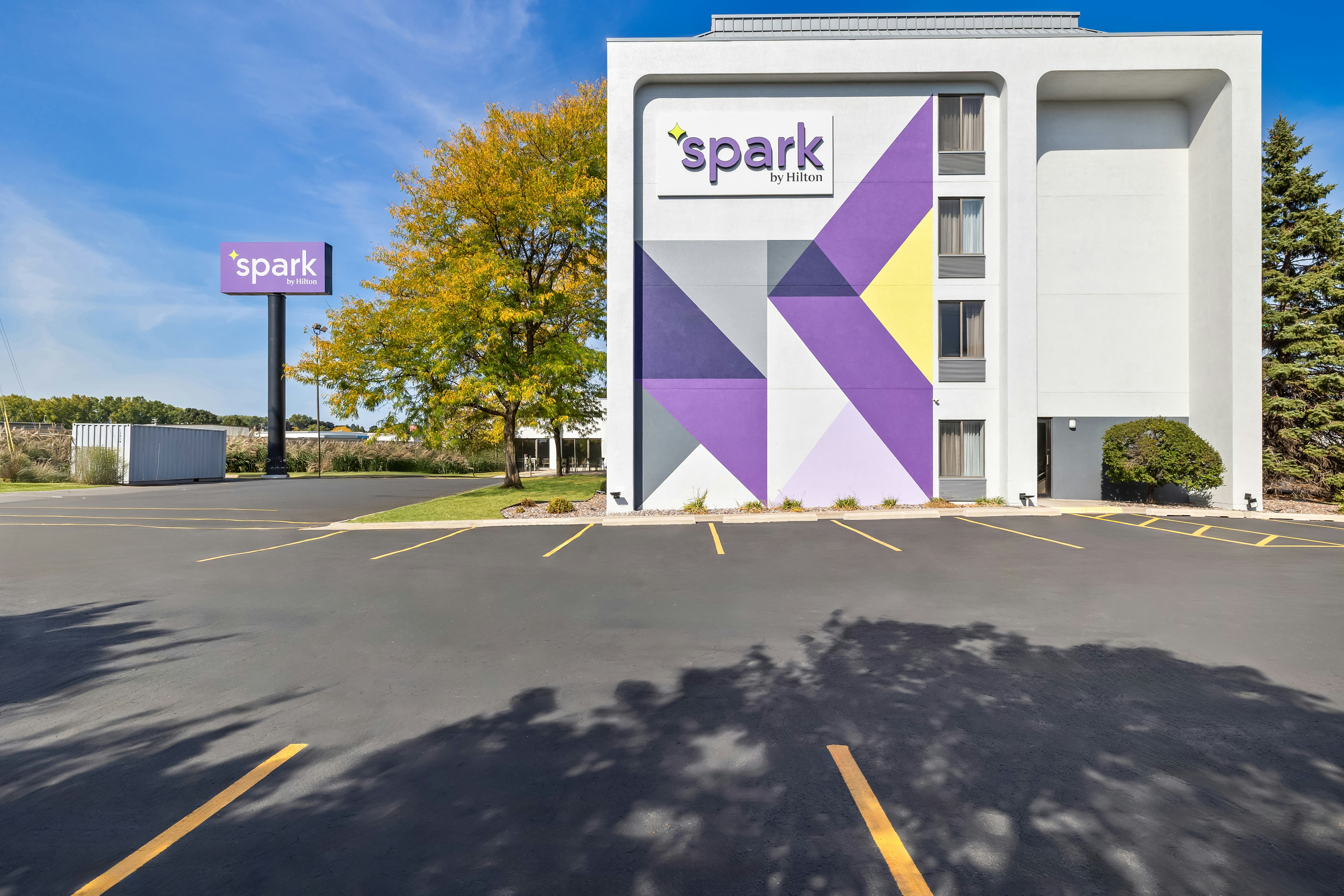 Spark by Hilton Green Bay 40/42