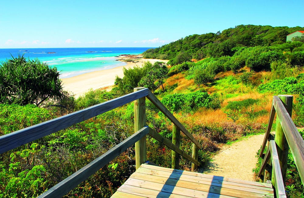 Pandanus Palms Resort 20/50