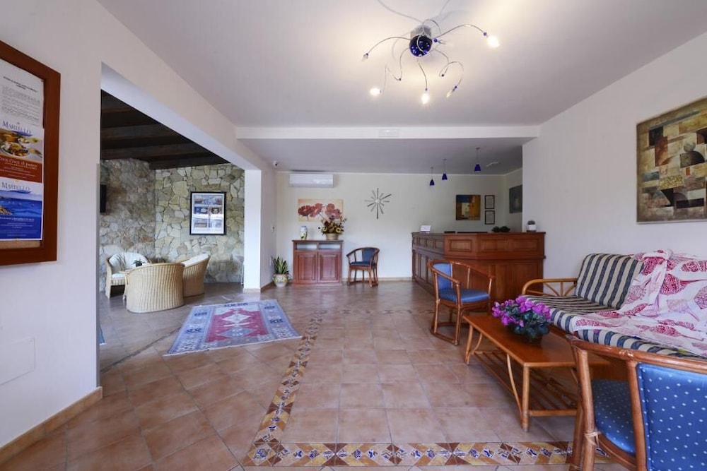Oasis Hotel Residence and Resort 29/46