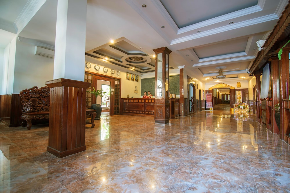 Reaksmey Chanreas Hotel 46/49
