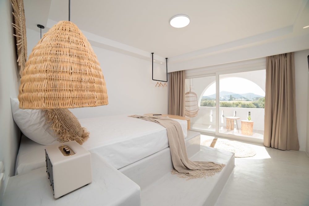 Iphimedeia Apartments Suites 46/75