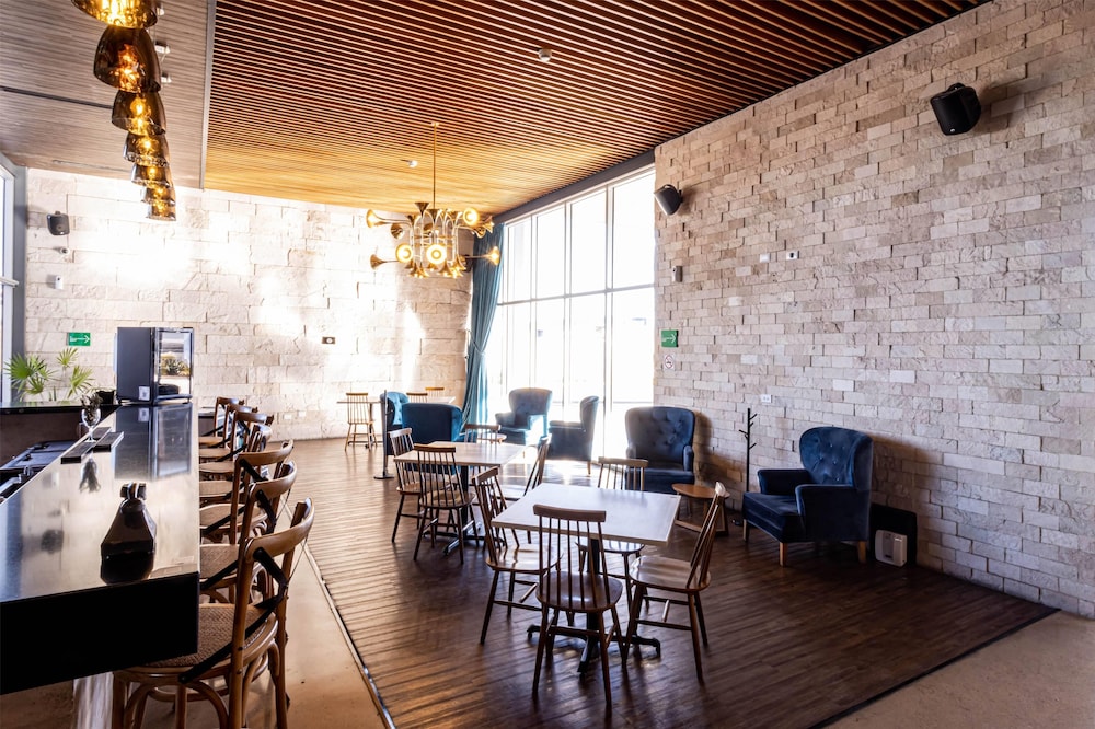 Tryp By Wyndham San Luis Potosi 27/48