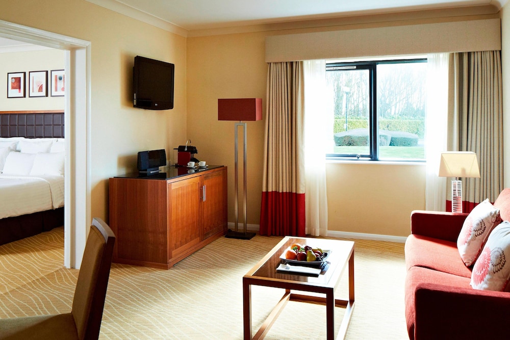 Delta Hotels by Marriott Peterborough 13/24