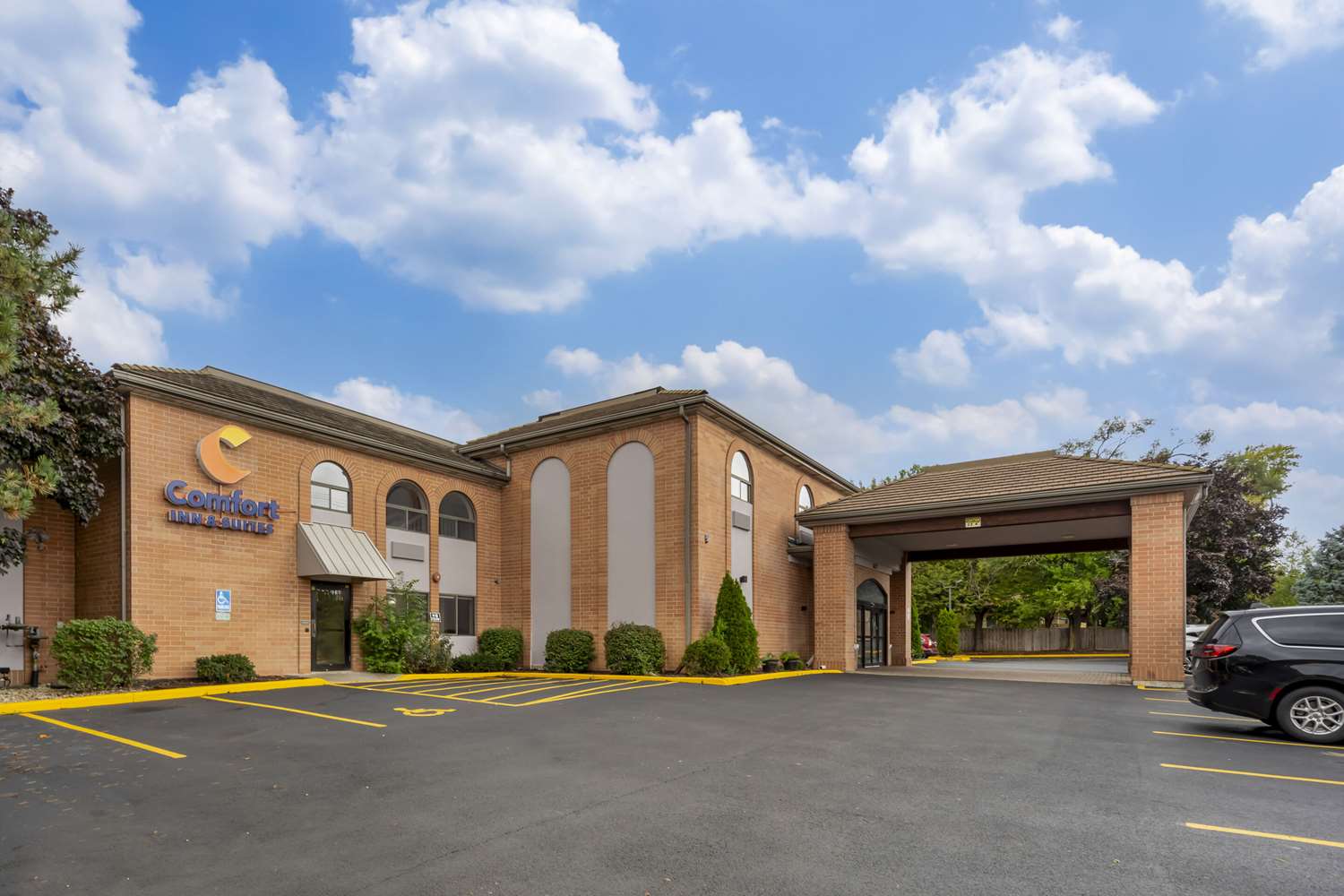 Comfort Inn & Suites Mundelein-Vernon Hills 17/19