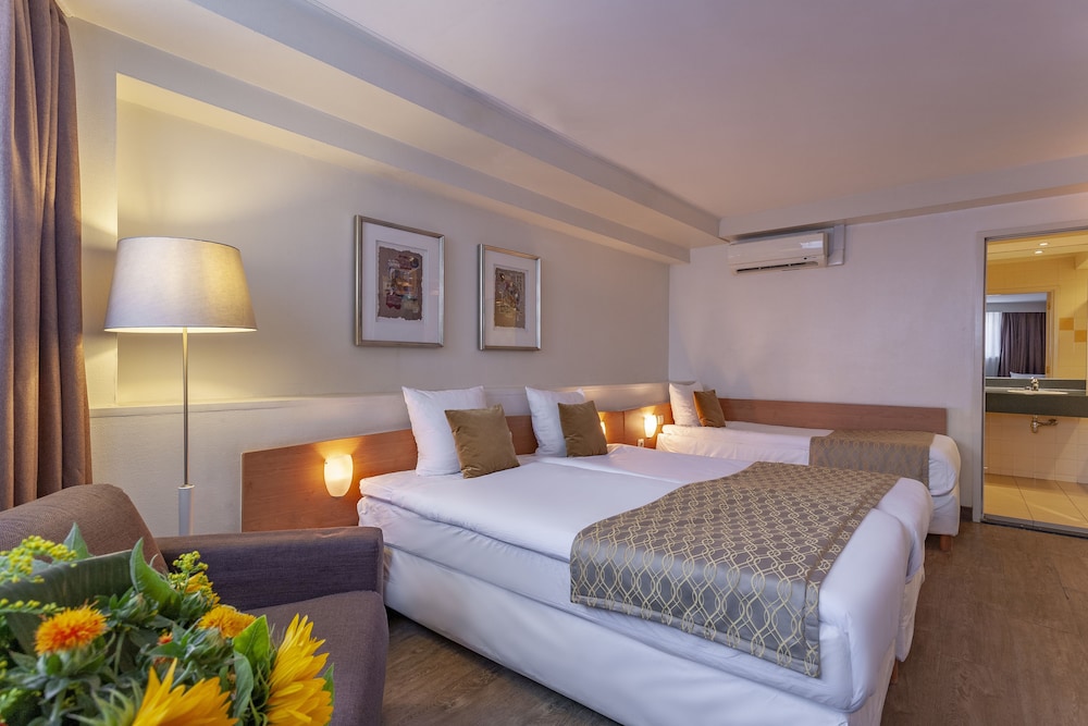 Avenue Hotel Amsterdam 36/66