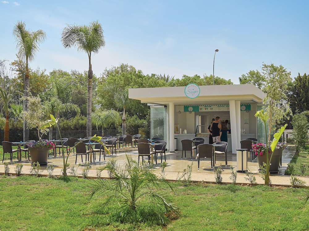 Olympic Lagoon Resort Ayia Napa 4/50