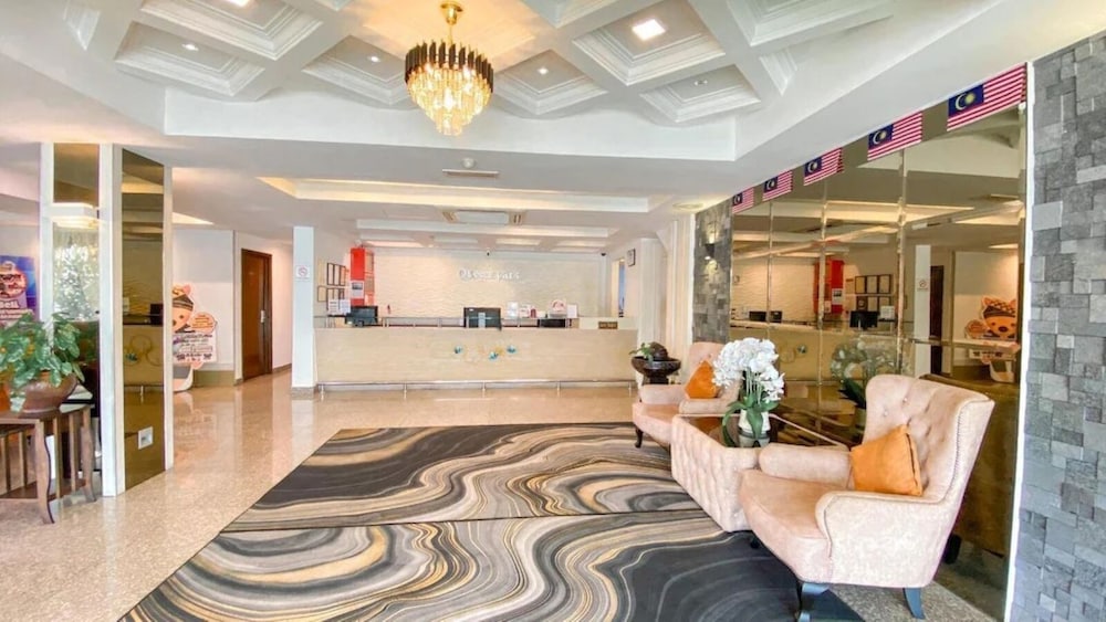 Desa Queenspark Hotel 13/77