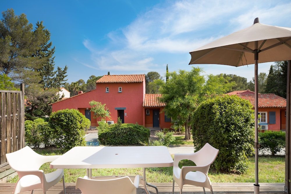 Belambra Hotels And Resorts Les Chenes Verts 3/64