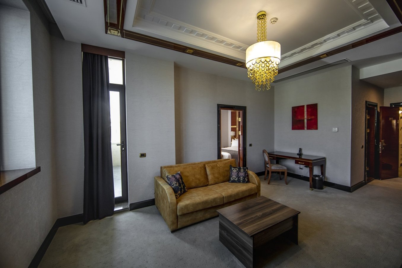Sapphire Hotel 47/72