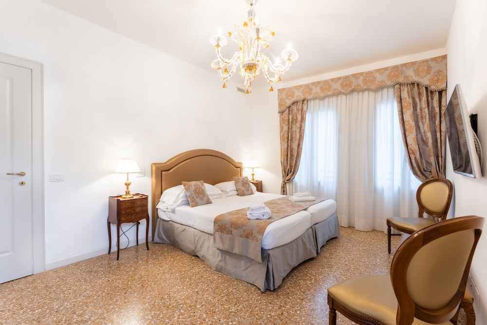 San Teodoro Palace 17/66