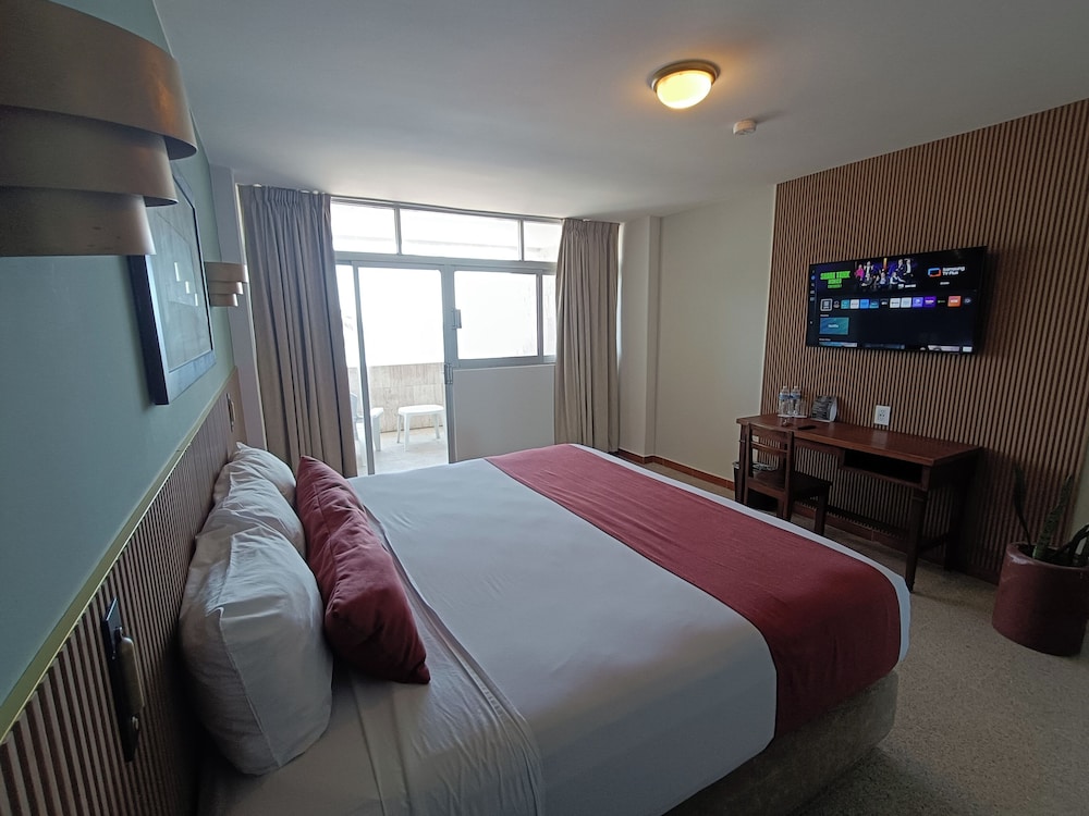 Hotel Royalty 34/64