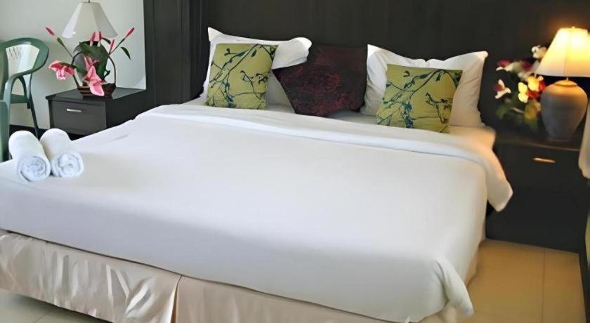 KAMALA PHUYAI RESORT 32/44