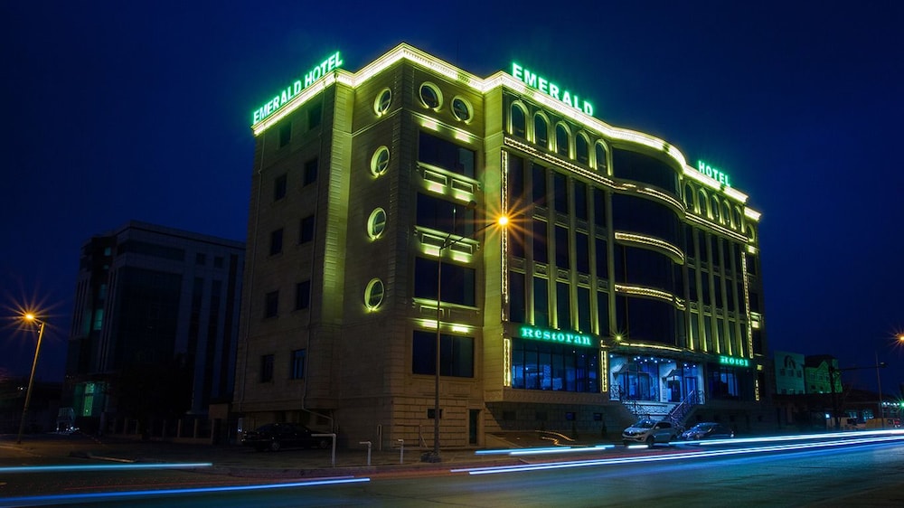Emerald Hotel Baku 6/58