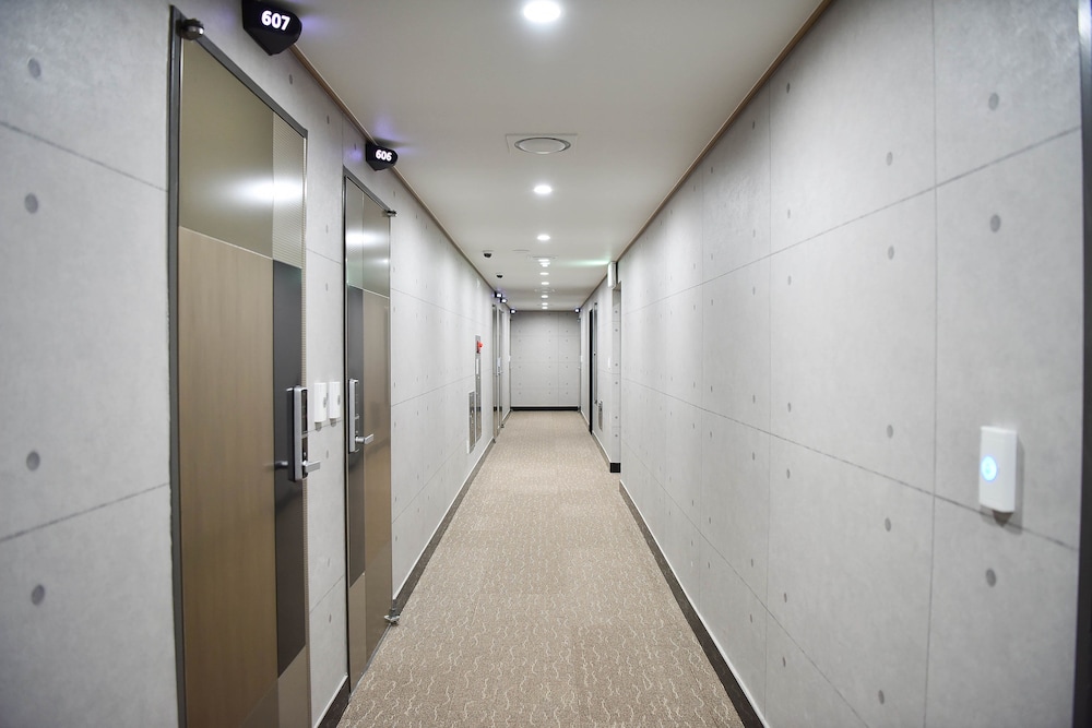 Line Hotel 20/26