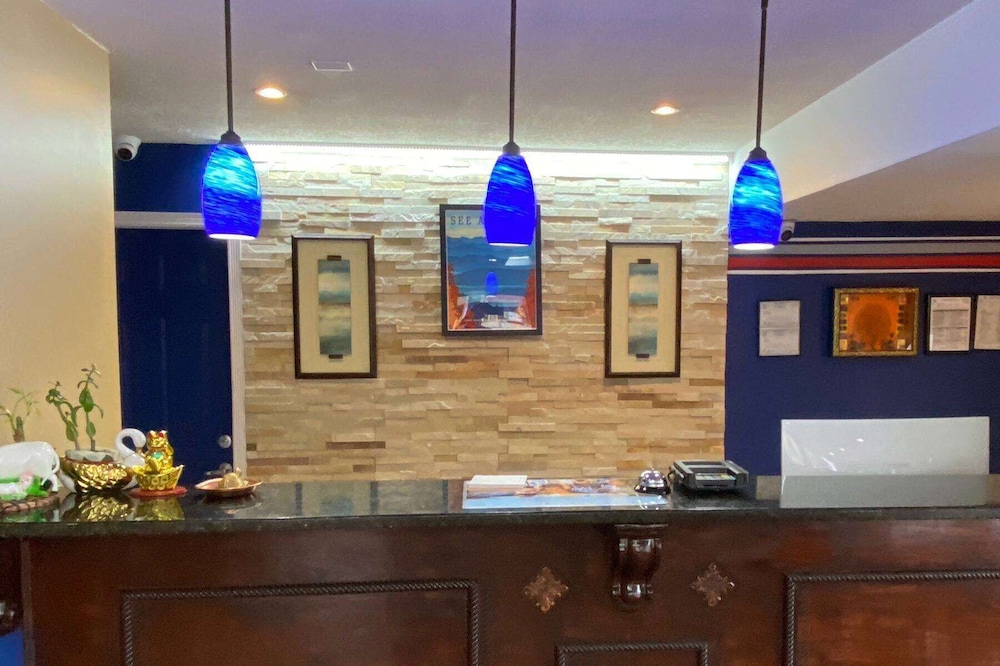 Travelodge by Wyndham Jackson North 10/26