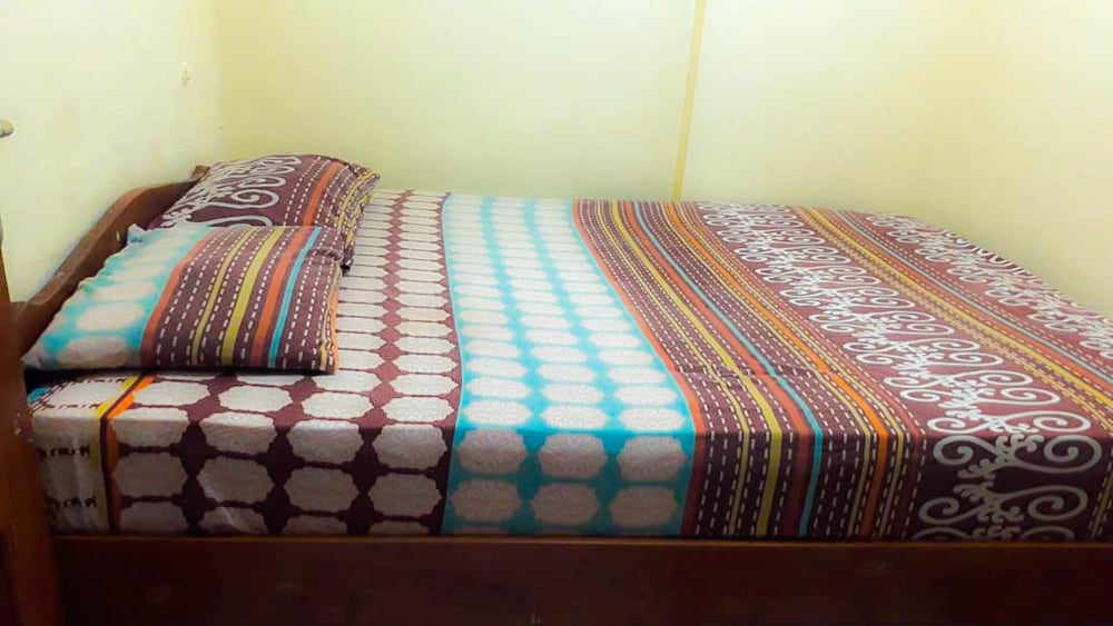 Losmen 2000 tiga malioboro 12/19