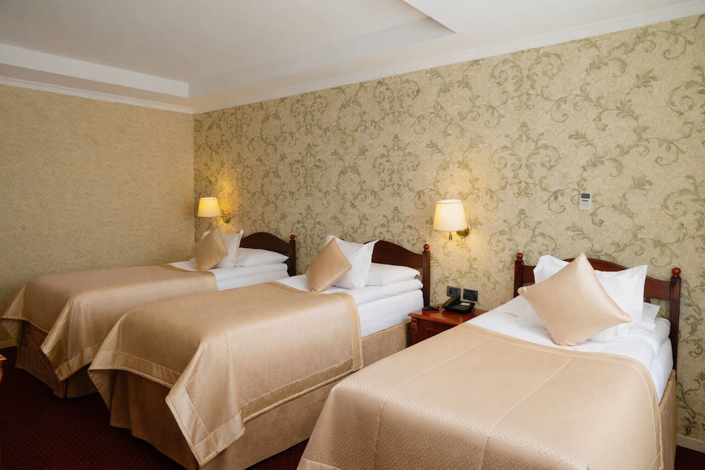STANDARD, TWIN BEDS