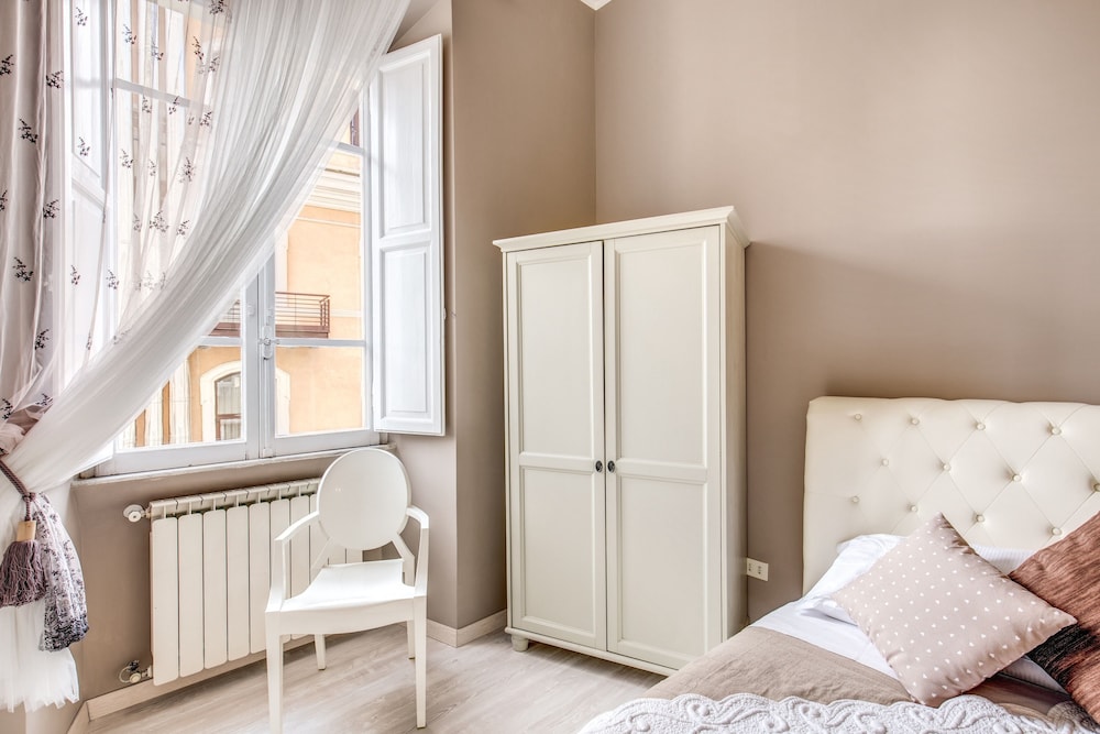 Vatican Miracle Suite 28/29