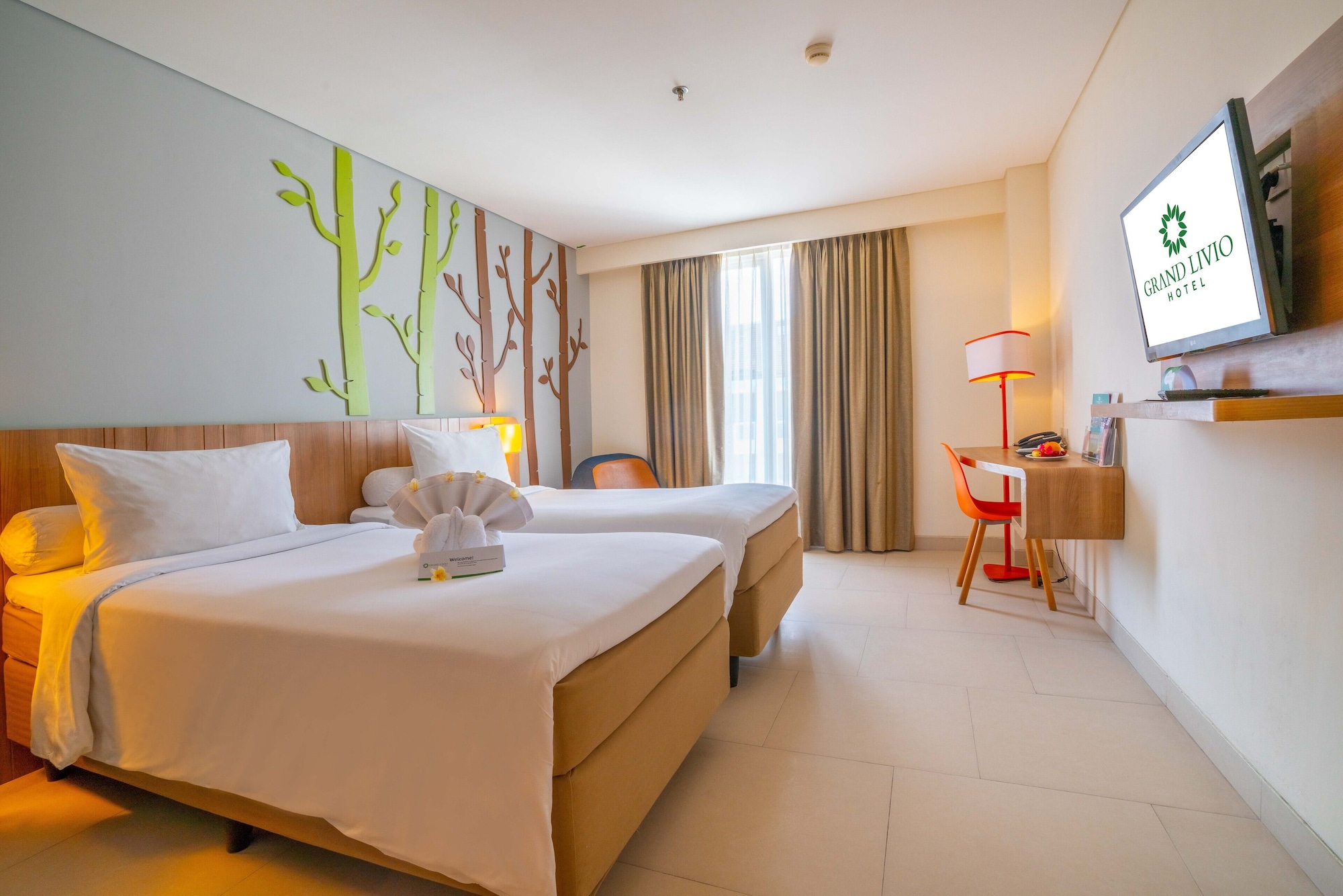 SUPERIOR, TWIN BEDS