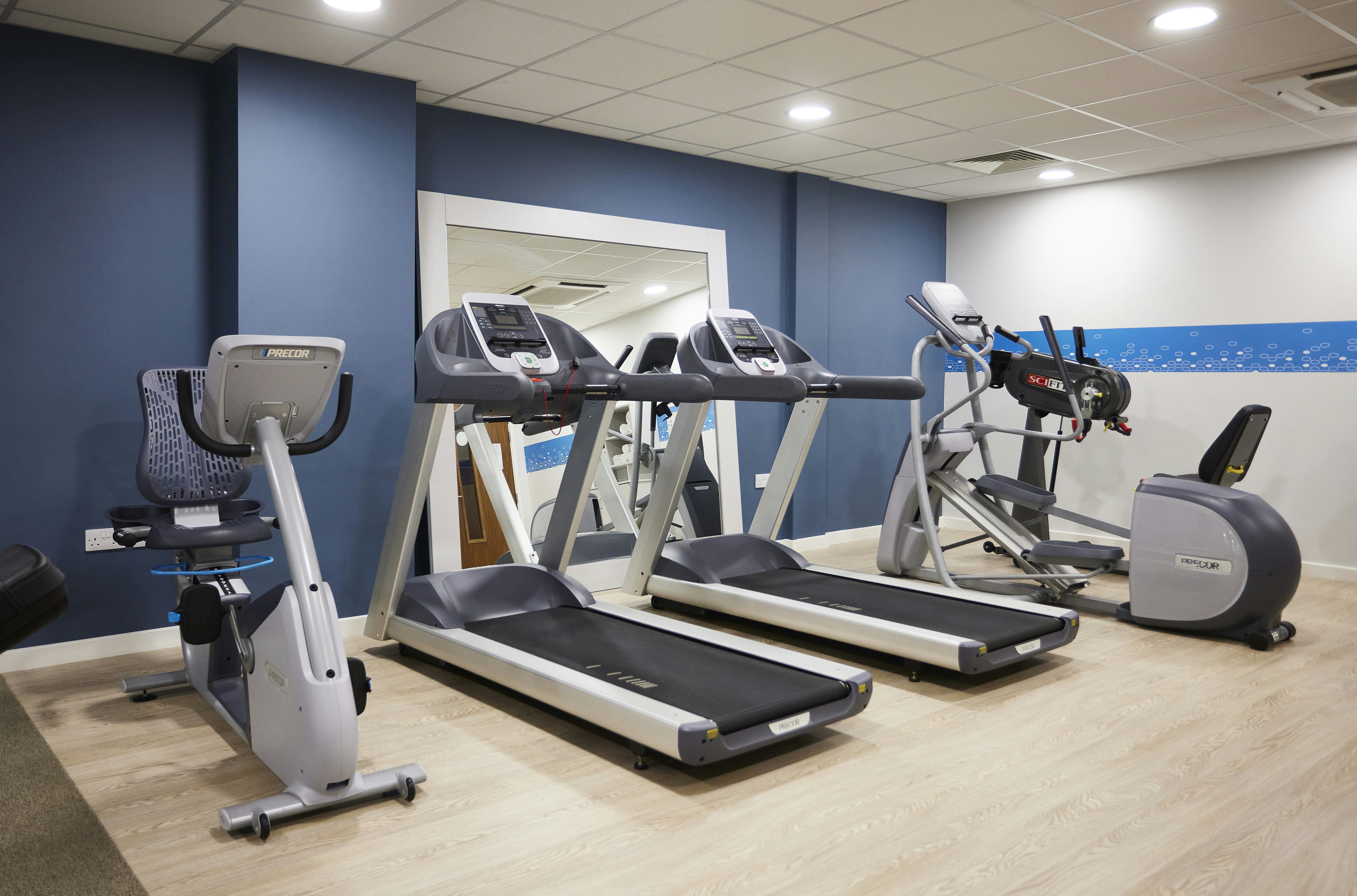 Hampton By Hilton Humberside Airport 22/38