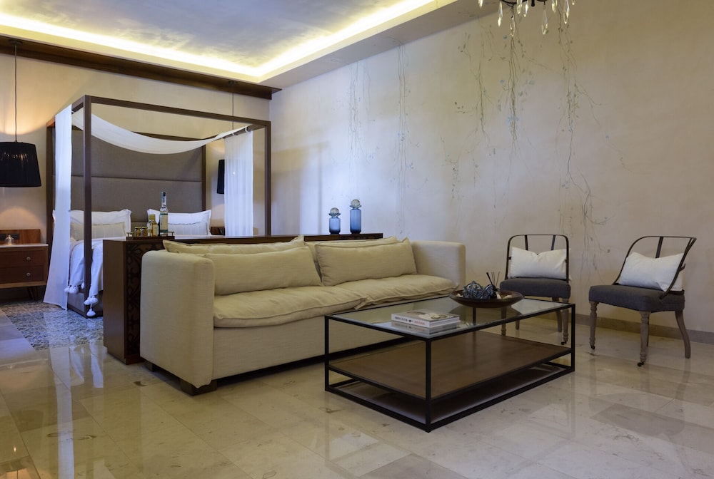 Adoro Hotel Boutique 29/50
