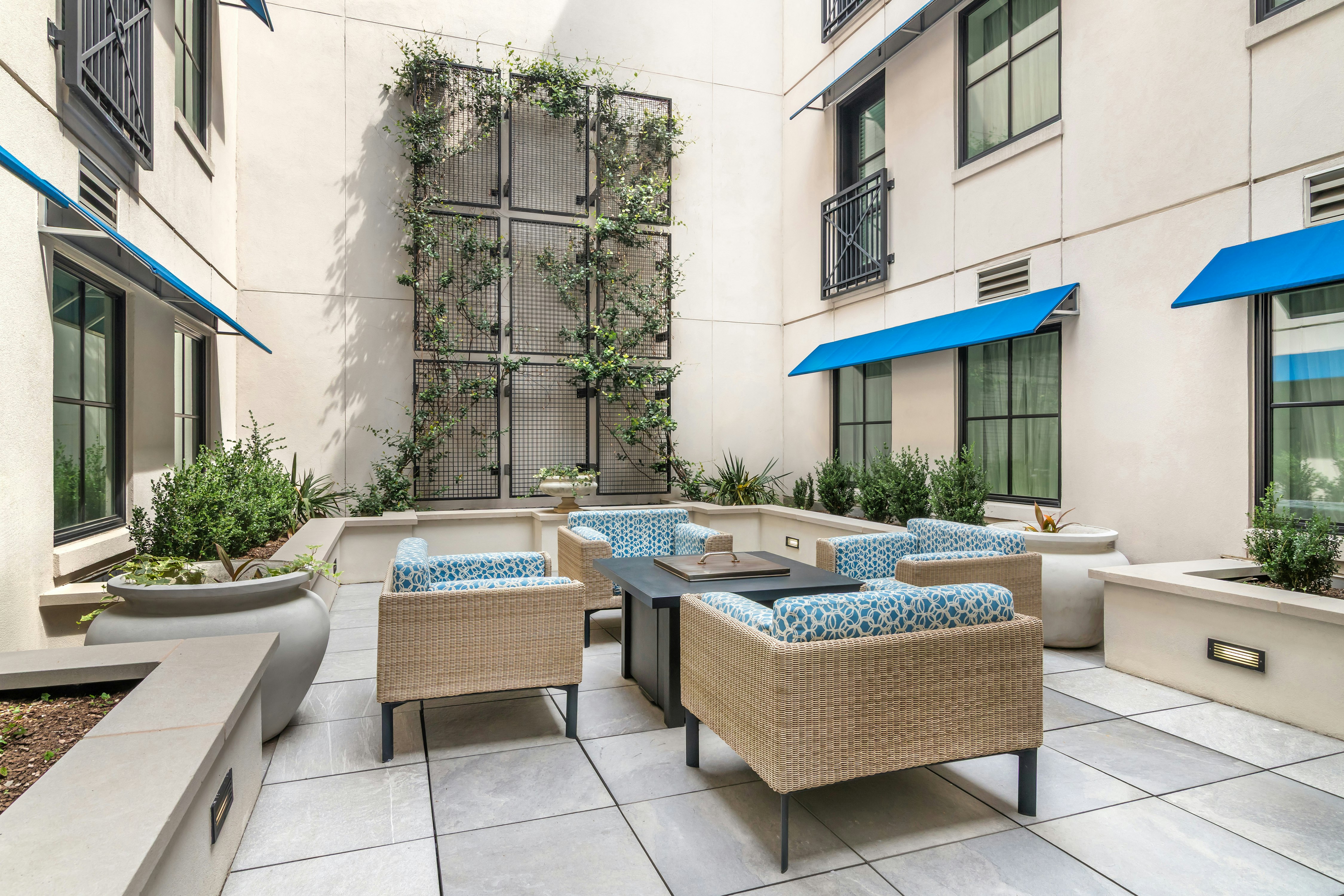 Hilton Vacation Club King 583 Charleston 19/33