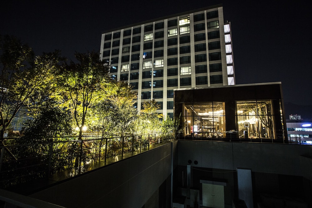Isquare Hotel in GIMHAE