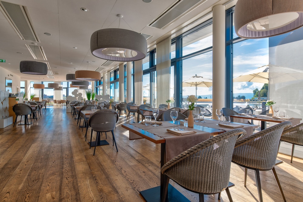 Aquatis Hotel 42/56