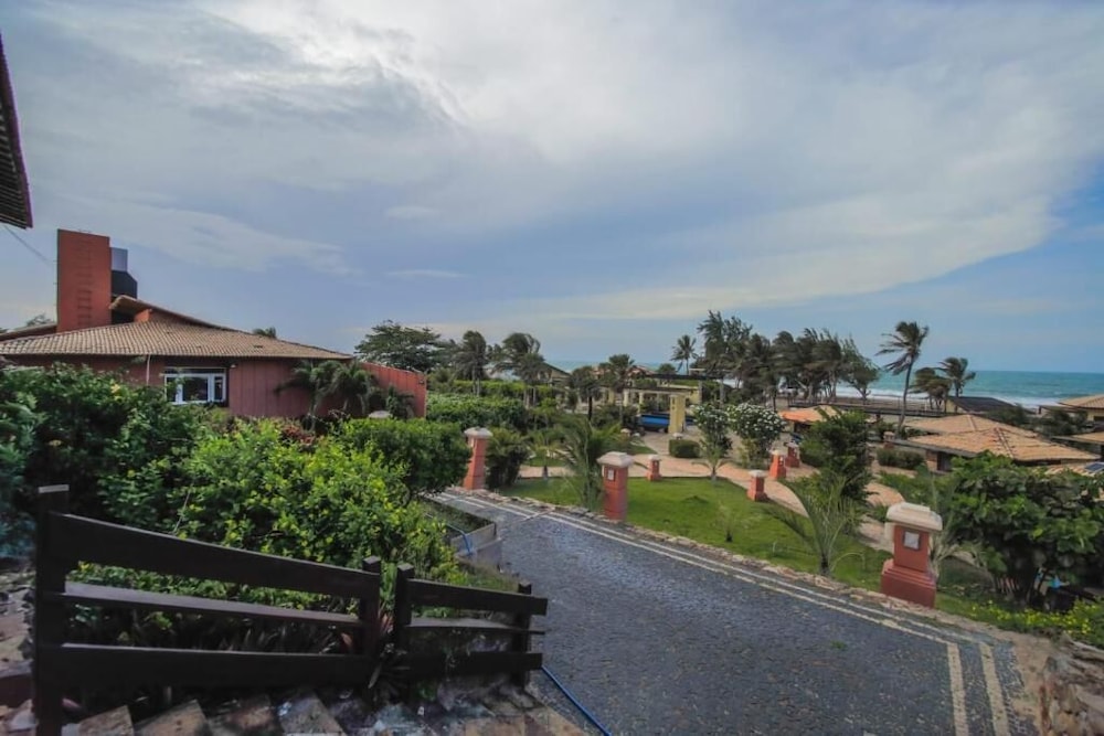 Aimbere Eco Resort Hotel 48/48