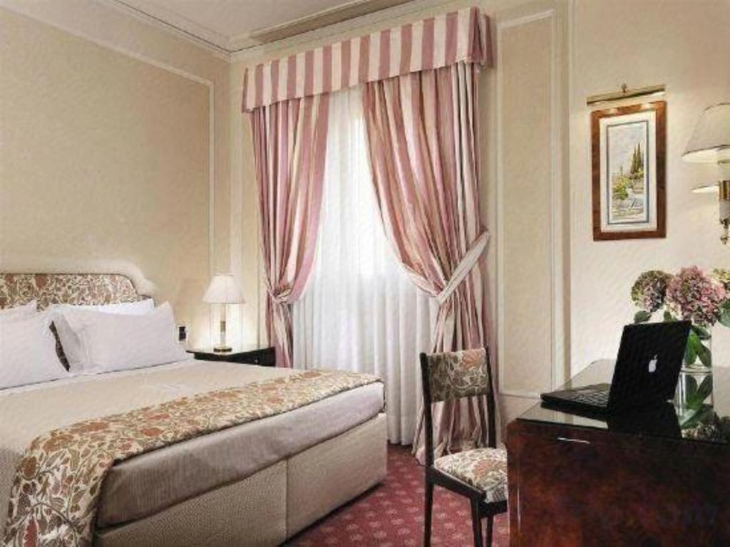 Smart, Single Bed