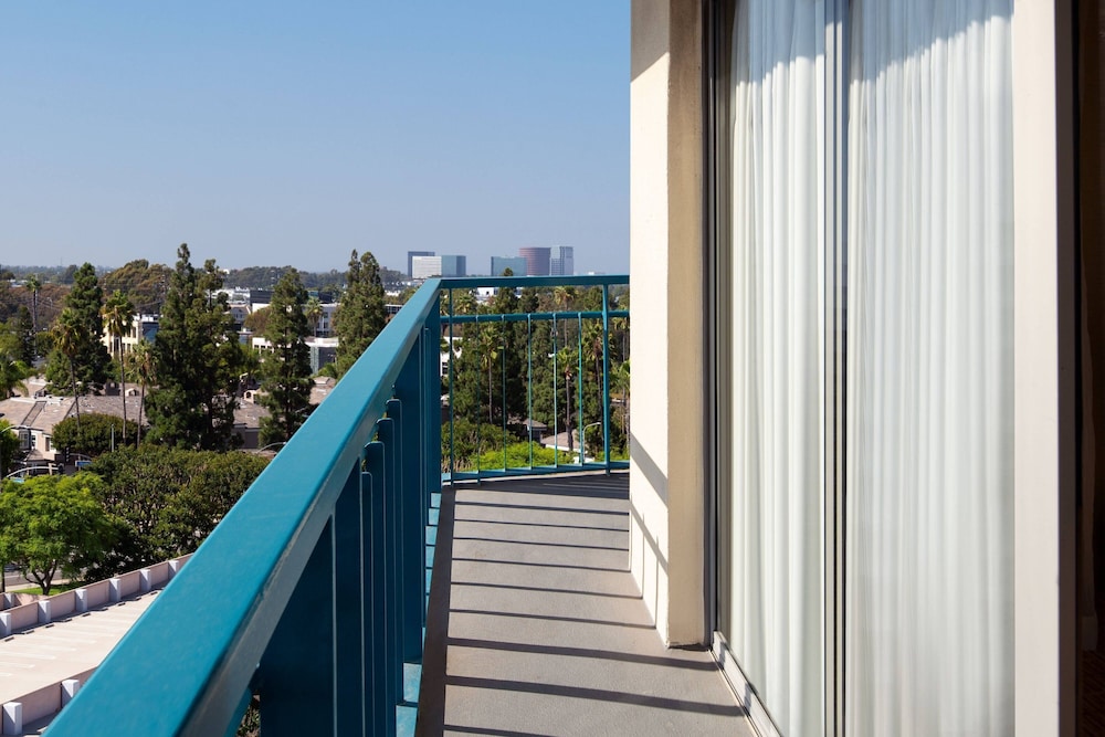 Marriott Newport Beach Bayview 7/51