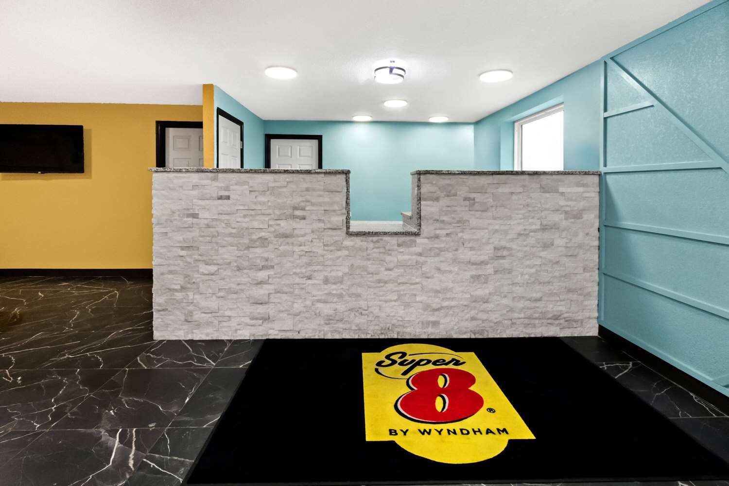 Super 8 by Wyndham Vandalia/Dayton International Airport OH 5/15