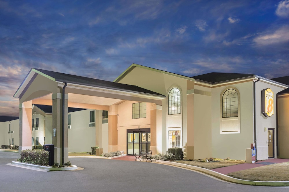 Namaste Inn & Suites Dawsonville 1/27