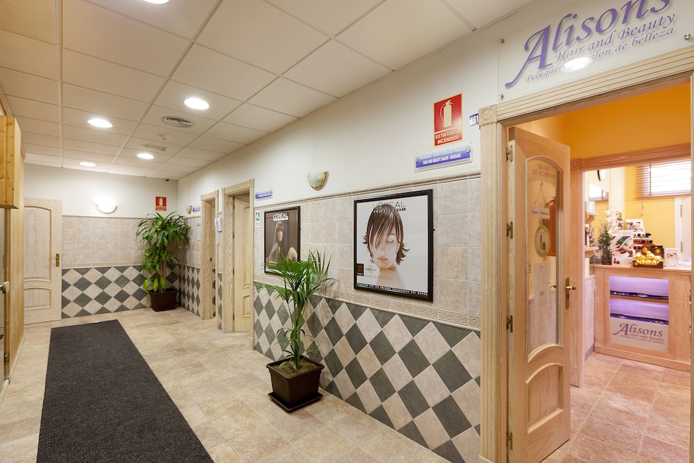 Crown Resorts Club Marbella 4/50