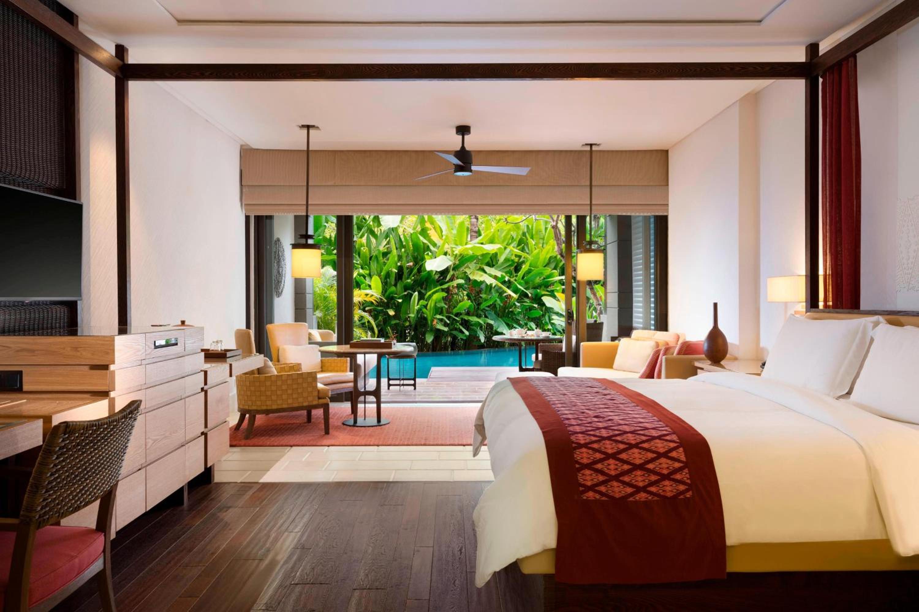 Junior Suite, Pool Access