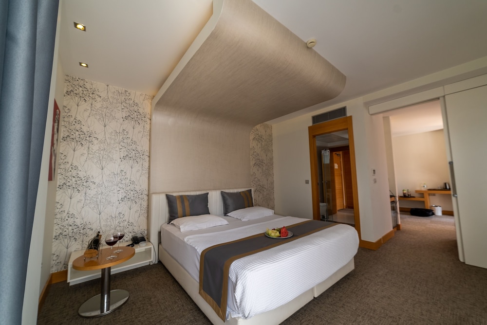 ATIK HOTEL 20/73