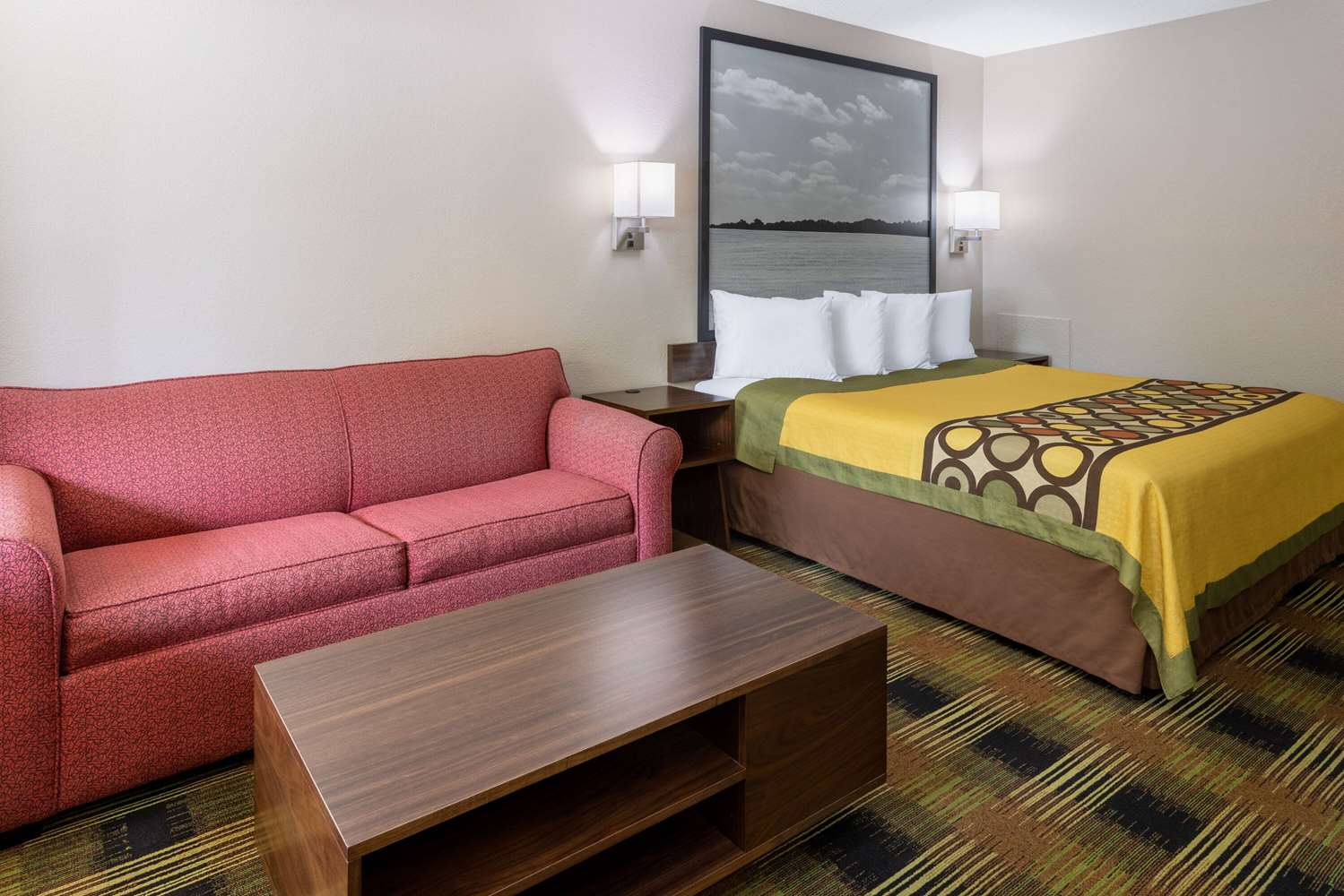 Super 8 by Wyndham Williamsburg/Historic Area 12/26
