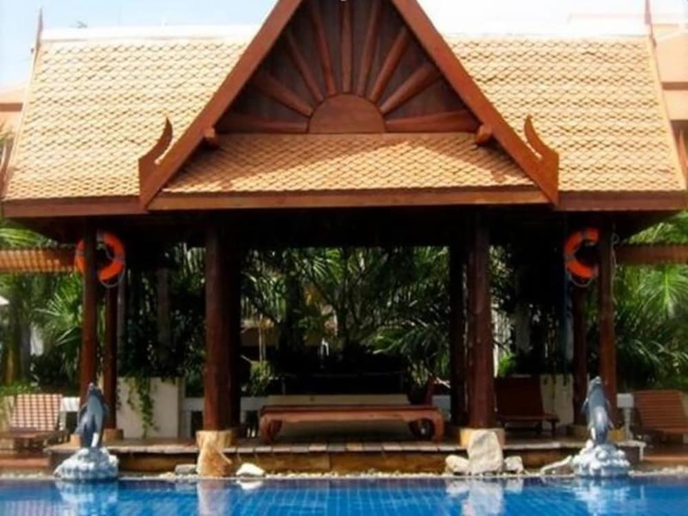 Mae Pim Resort Hotel 6/56
