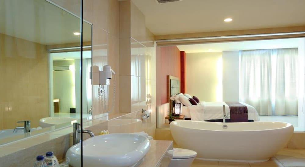 Lombok Plaza Hotel Convention 41/41