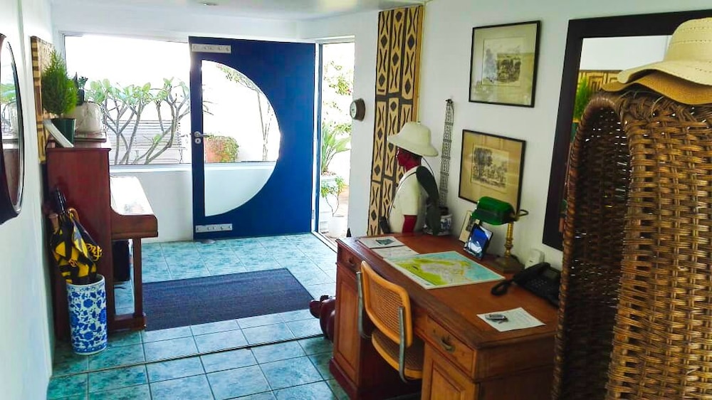 Admiralty B&B 1/50