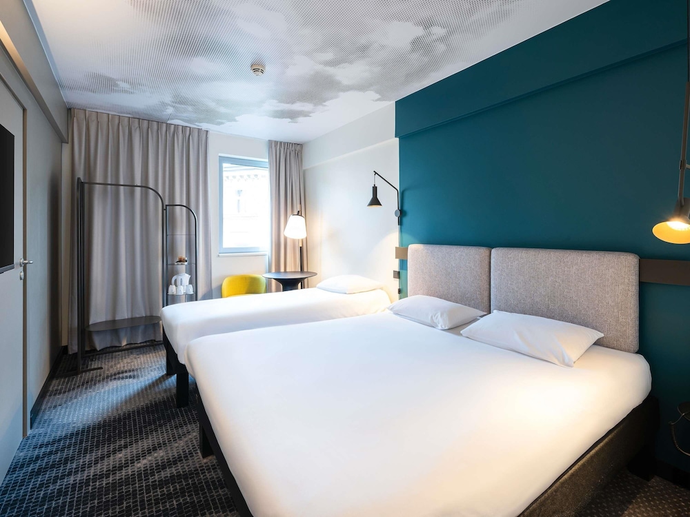 Renovated, Superior, 1 Double and 1 Single Bed