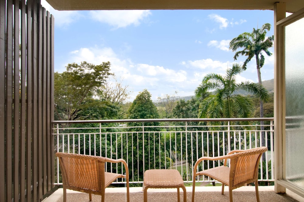 Hilton Trinidad & Conference Centre 1/78