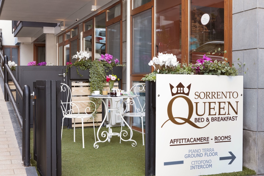 B&B Sorrento Queen 3/50