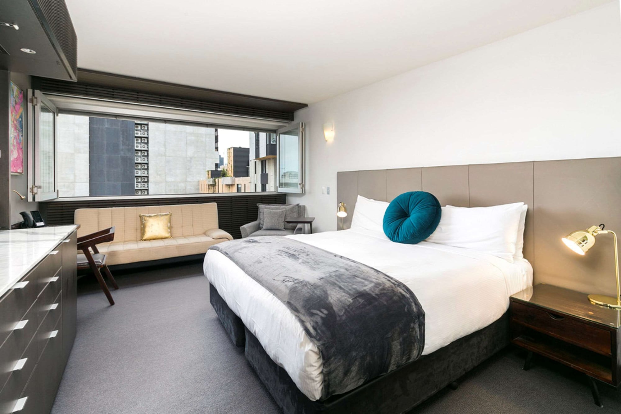 SPA, SUITE