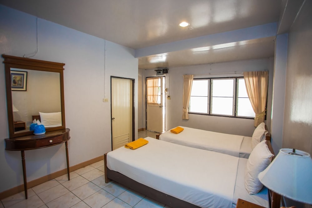 Cha-Am Villa Sun Hotel 7/69