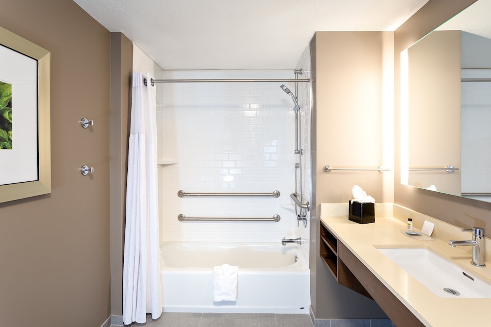 Staybridge Suites Fort Lauderdale Airport - West 13/53