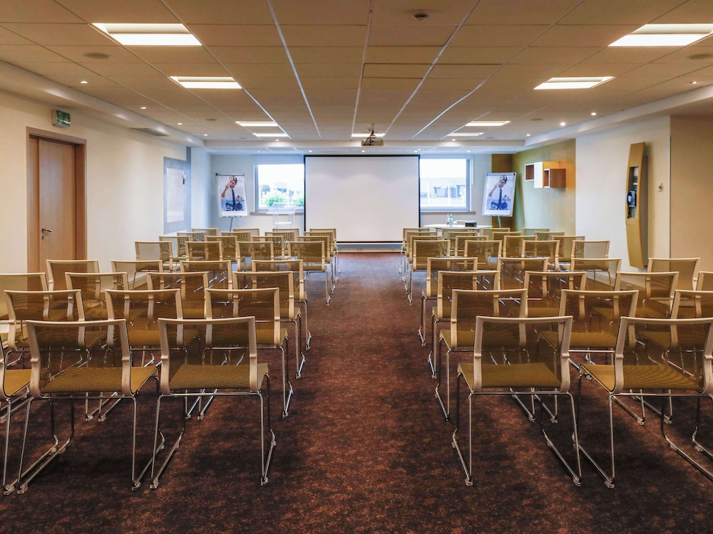 Novotel Luxembourg Centre Hotel 58/67