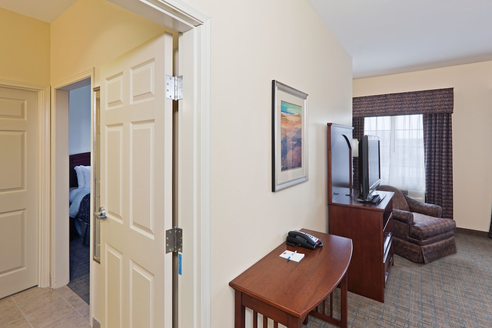 Staybridge Suites Oklahoma City 44/74