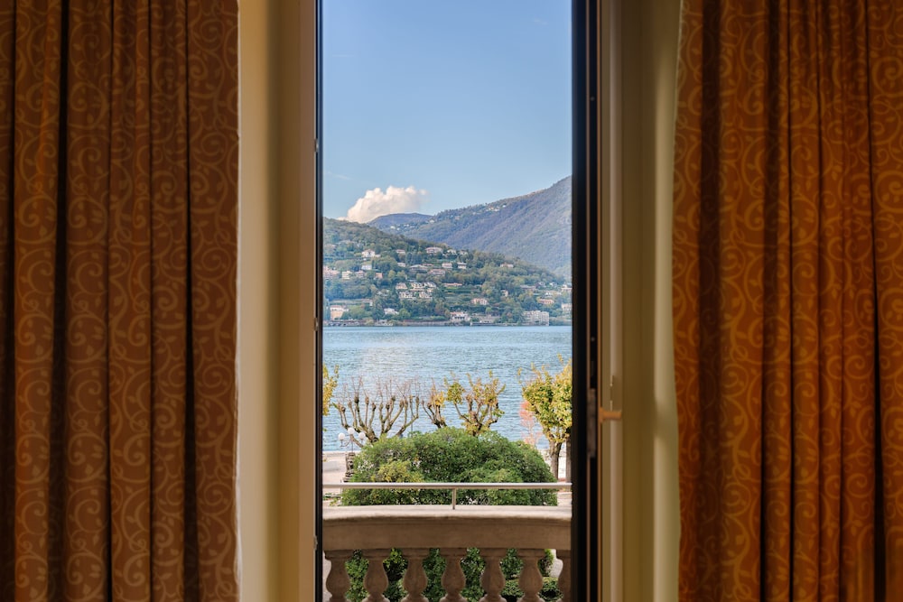 Palace Hotel 43/49
