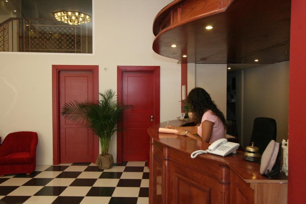 Palladion Hotel 4/37
